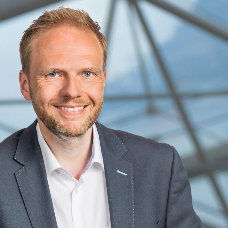 Portrai Foto von dem CDU Ratsherren Daniel Tümmers aus dem Stadtbezirk Hamm Heessen